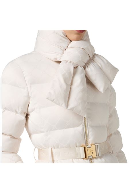 Giubbino Elisabetta Franchi donna PI84D56DZ9 Latte lungo con sciarpa ELISABETTA FRANCHI | Giubbino | PI84D56DZ9